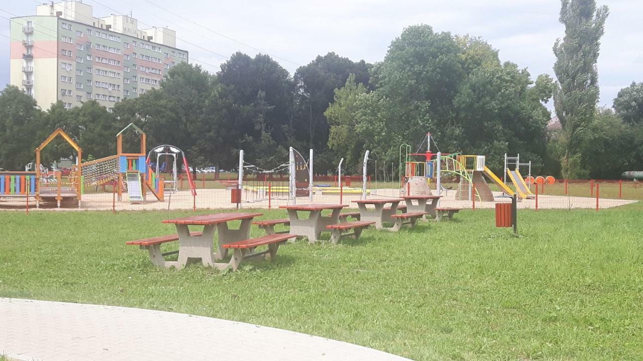 Motylek Apartment Лодз Екстериор снимка